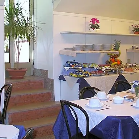 Mayorca Hotel 3*