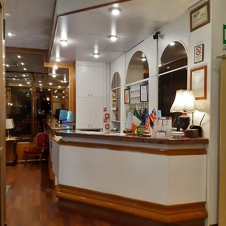 Mayorca Hotel
